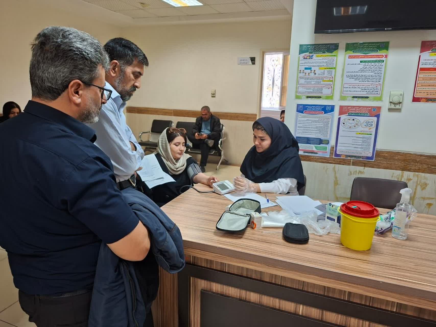 گرامیداشت هفته جهانی دیابت، برنامه «غربالگری دیابت و فشار خون و آموزش خودمراقبتی»