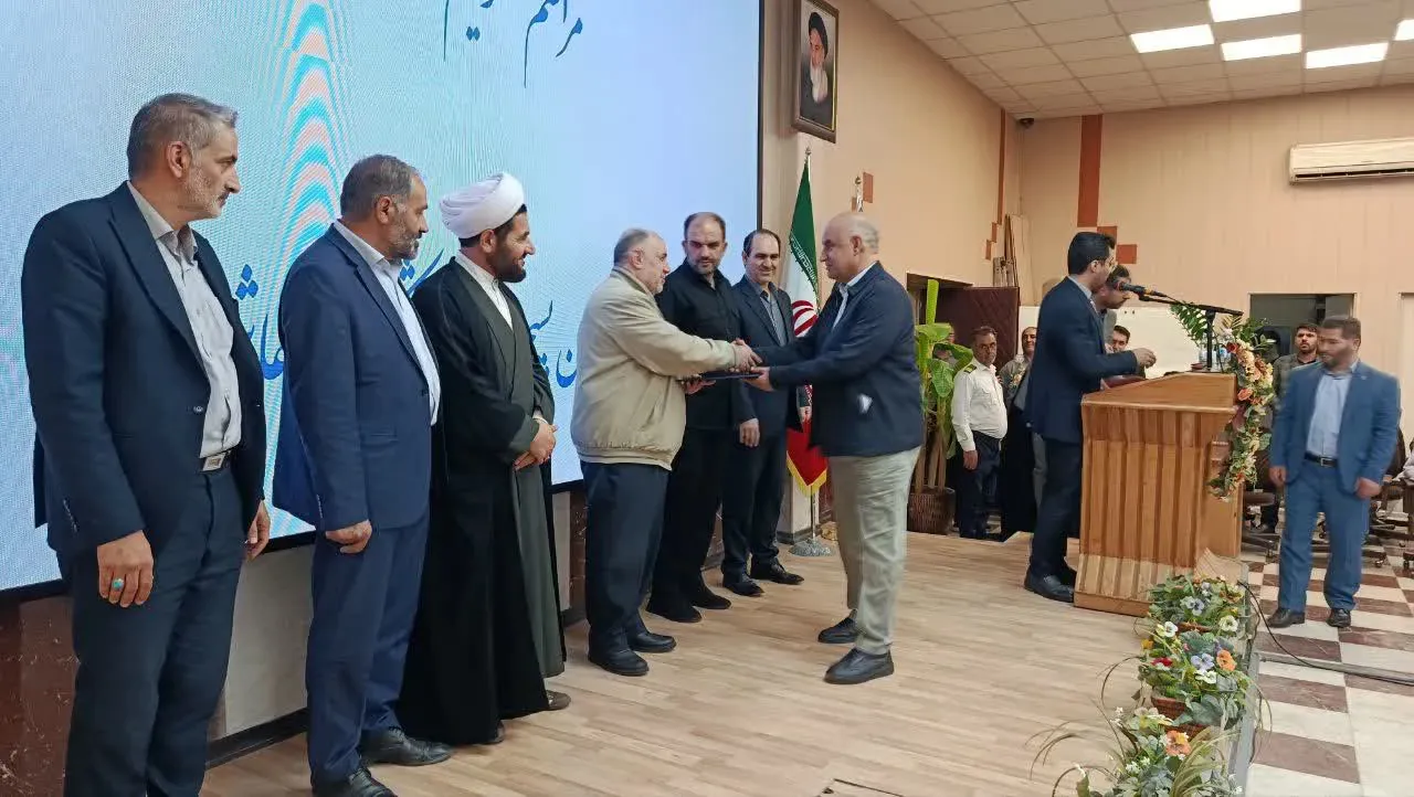 با حضور رئیس دانشگاه علوم پزشکی تبریز؛ دکتر علی‌اصغرزاده به عنوان مدیر جدید بسیج جامعه پزشکی سپاه عاشورا معرفی شد