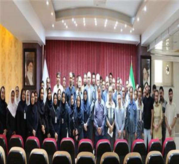 به مناسبت روز جهانی کار و کارگر از کلیه همکاران مشاغل کارگری مرکز تجلیل شد.