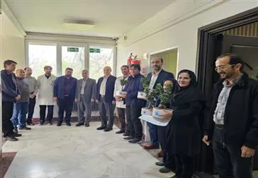تجلیل از همکاران محترم اداره منابع انسانی